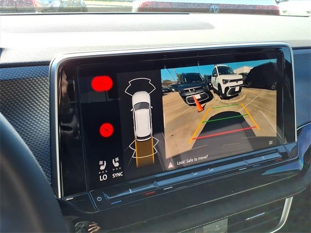 2026 Volkswagen Atlas Cross Sport 2.0T SEL R-Line Black