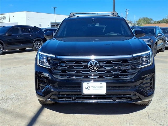 2026 Volkswagen Atlas Cross Sport 2.0T SEL R-Line Black