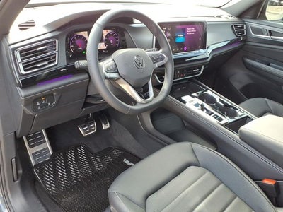 2026 Volkswagen Atlas Cross Sport SEL R-Line Black
