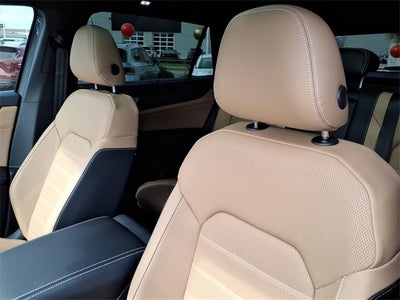 2026 Volkswagen Atlas Cross Sport 2.0T SEL R-Line Black