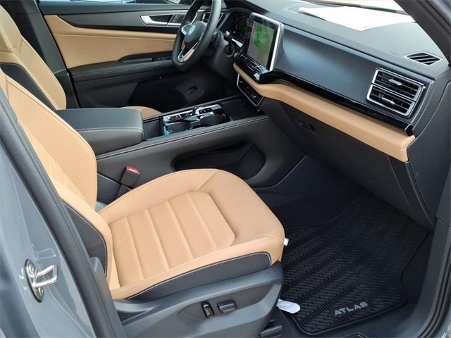 2026 Volkswagen Atlas Cross Sport 2.0T SEL R-Line Black