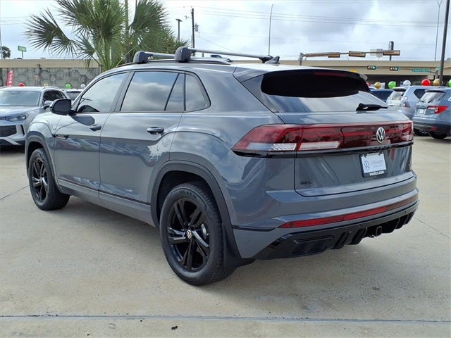 2026 Volkswagen Atlas Cross Sport 2.0T SEL R-Line Black