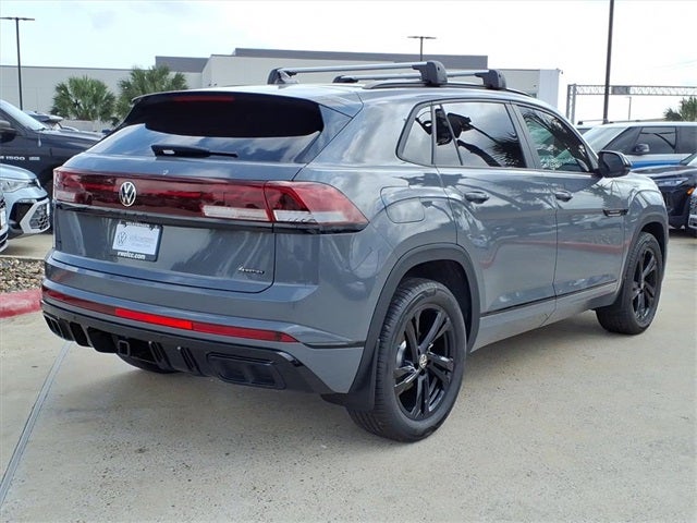 2026 Volkswagen Atlas Cross Sport 2.0T SEL R-Line Black