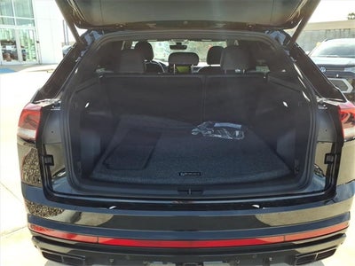 2026 Volkswagen Atlas Cross Sport 2.0T SEL R-Line Black