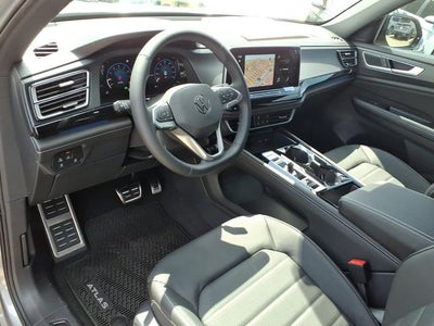 2026 Volkswagen Atlas Cross Sport 2.0T SEL R-Line Black