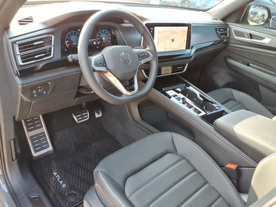 2026 Volkswagen Atlas Cross Sport 2.0T SEL R-Line Black