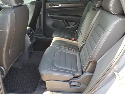 2026 Volkswagen Atlas Cross Sport 2.0T SEL R-Line Black