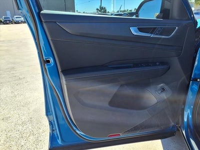 2025 Volkswagen Atlas Cross Sport 2.0T SEL R-Line Black