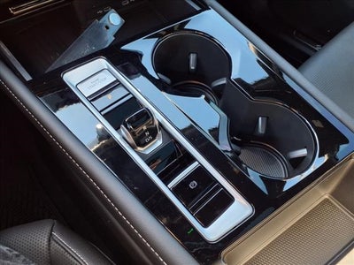 2025 Volkswagen Atlas Cross Sport 2.0T SEL R-Line Black