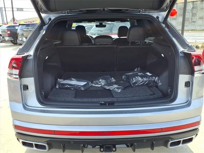 2024 Volkswagen Atlas Cross Sport 2.0T SEL R-Line