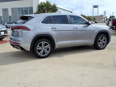 2024 Volkswagen Atlas Cross Sport 2.0T SEL R-Line