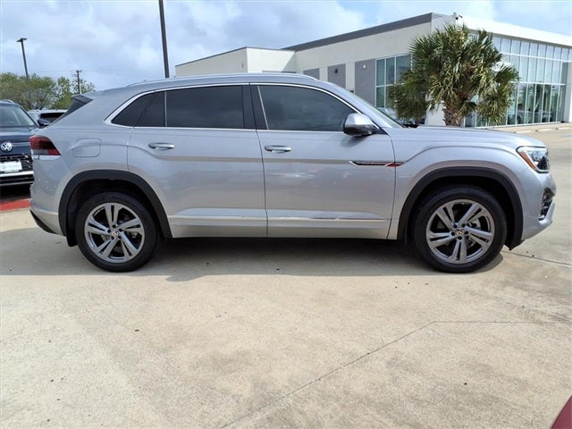2024 Volkswagen Atlas Cross Sport 2.0T SEL R-Line