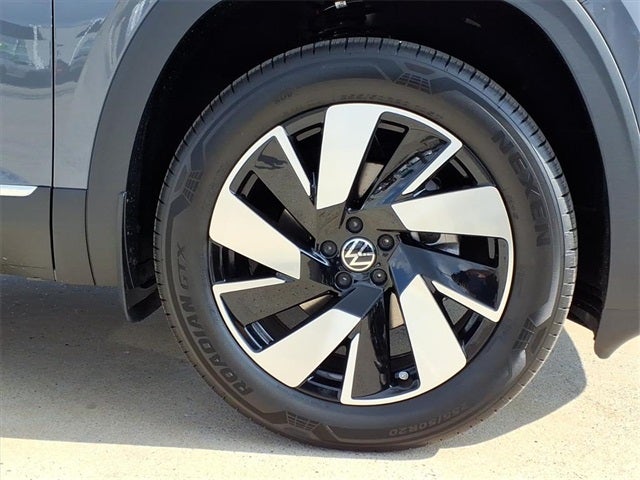 2026 Volkswagen Atlas Cross Sport 2.0T SEL