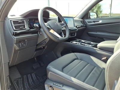 2026 Volkswagen Atlas Cross Sport 2.0T SEL