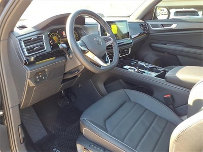 2026 Volkswagen Atlas Cross Sport 2.0T SEL