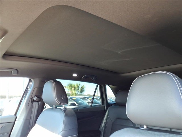 2026 Volkswagen Atlas Cross Sport 2.0T SEL