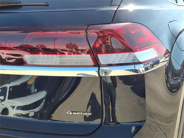 2026 Volkswagen Atlas Cross Sport 2.0T SEL