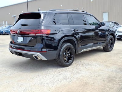 2026 Volkswagen Atlas 2.0T Peak Edition