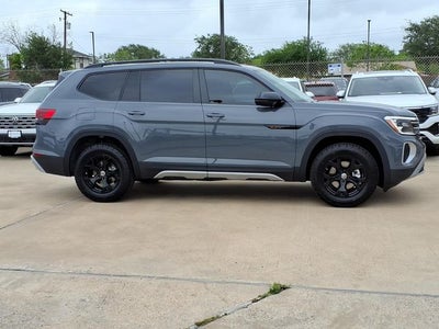 2026 Volkswagen Atlas 2.0T Peak Edition