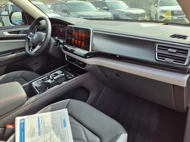 2025 Volkswagen Atlas 2.0T Peak Edition