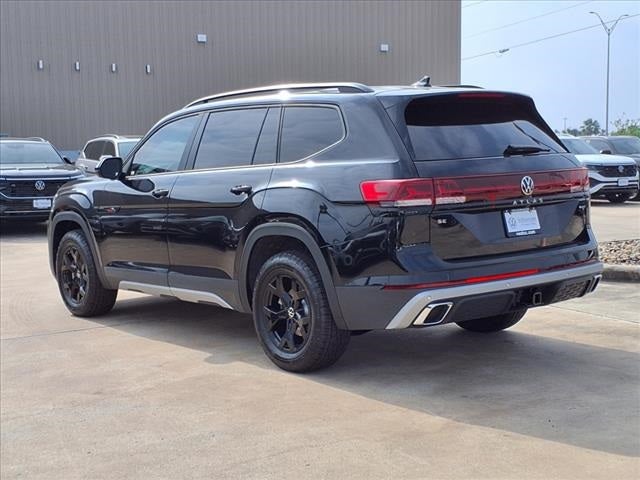 2025 Volkswagen Atlas 2.0T Peak Edition