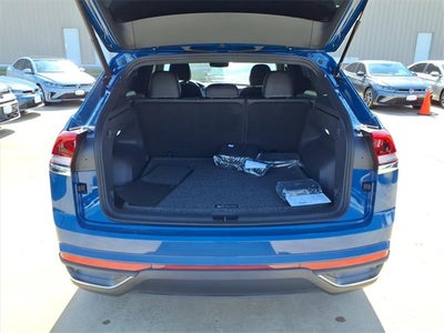 2026 Volkswagen Atlas Cross Sport 2.0T SE