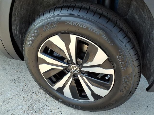 2026 Volkswagen Atlas Cross Sport 2.0T SE