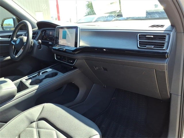 2026 Volkswagen Atlas Cross Sport 2.0T SE