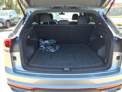 2026 Volkswagen Atlas Cross Sport 2.0T SE