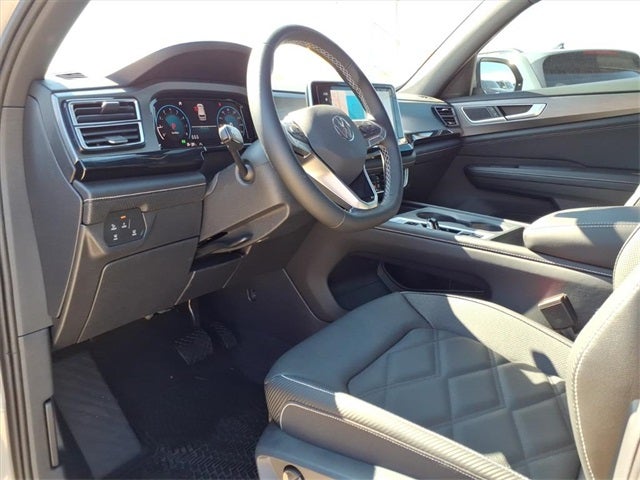 2026 Volkswagen Atlas Cross Sport 2.0T SE