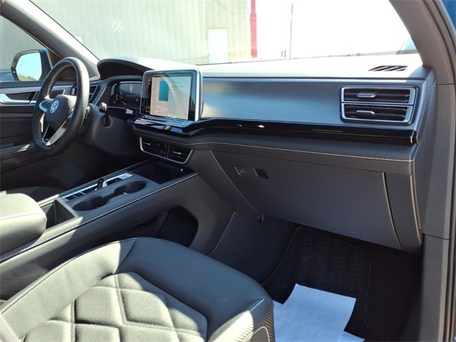 2026 Volkswagen Atlas Cross Sport 2.0T SE