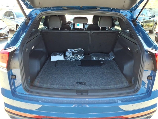 2026 Volkswagen Atlas Cross Sport 2.0T SE