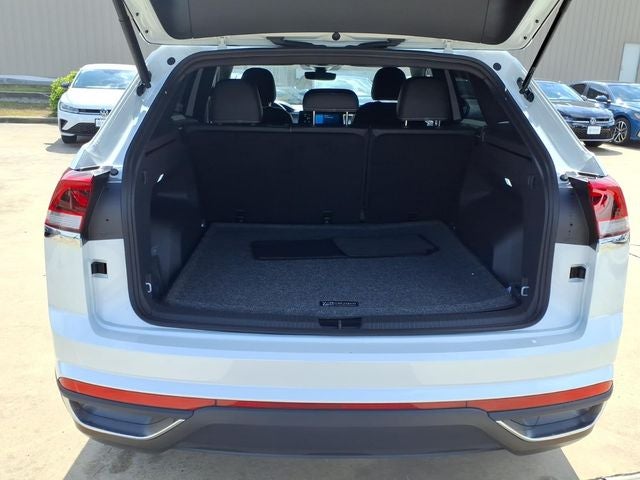 2026 Volkswagen Atlas Cross Sport 2.0T SE