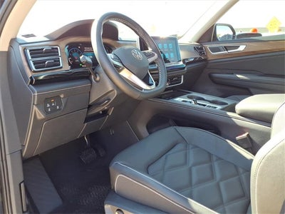 2026 Volkswagen Atlas 2.0T SE