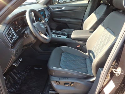 2026 Volkswagen Atlas Cross Sport SEL Premium R-Line