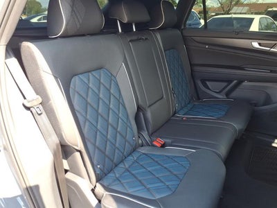 2026 Volkswagen Atlas Cross Sport 2.0T SEL Premium R-Line