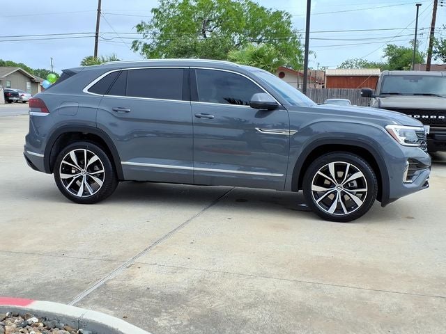 2026 Volkswagen Atlas Cross Sport 2.0T SEL Premium R-Line