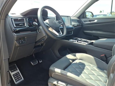 2026 Volkswagen Atlas Cross Sport 2.0T SEL Premium R-Line