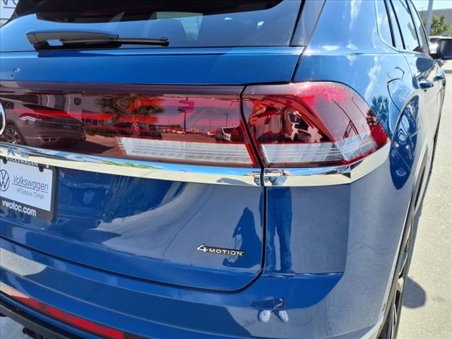 2025 Volkswagen Atlas Cross Sport 2.0T SEL Premium R-Line