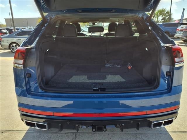 2025 Volkswagen Atlas Cross Sport 2.0T SEL Premium R-Line