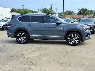 2026 Volkswagen Atlas 2.0T SEL Premium R-Line