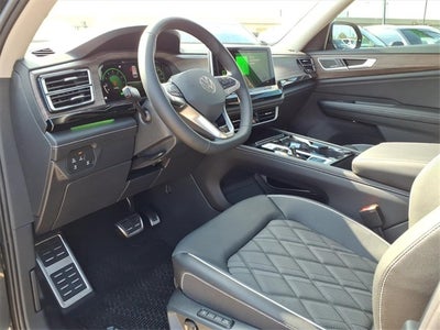 2026 Volkswagen Atlas 2.0T SEL Premium R-Line