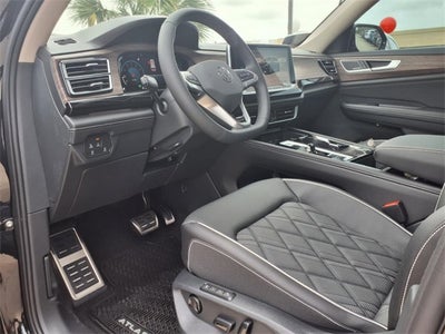 2025 Volkswagen Atlas 2.0T SEL Premium R-Line