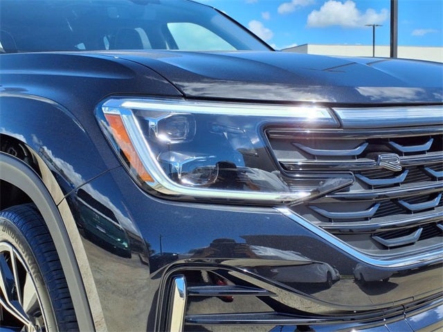 2025 Volkswagen Atlas 2.0T SEL Premium R-Line