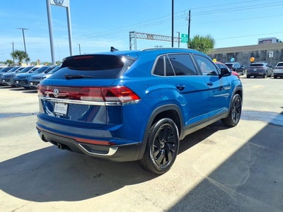 2026 Volkswagen Atlas Cross Sport 2.0T SE w/Technology