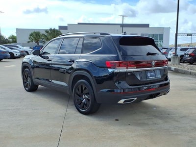2025 Volkswagen Atlas 2.0T SE w/Technology
