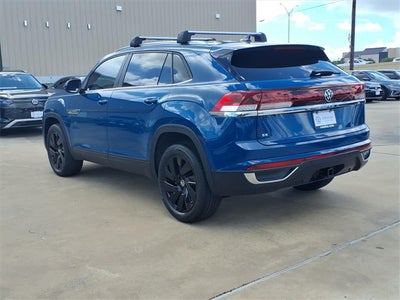 2026 Volkswagen Atlas Cross Sport 2.0T SE w/Technology