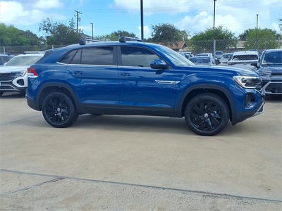 2026 Volkswagen Atlas Cross Sport 2.0T SE w/Technology