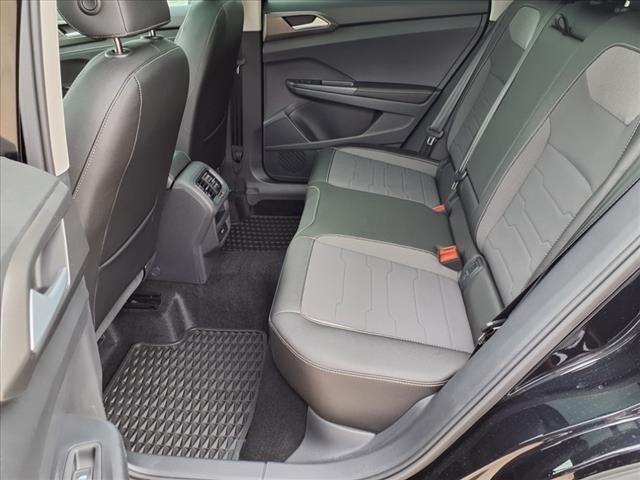 2025 Volkswagen Taos 1.5T SE Black