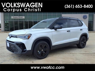 2025 Volkswagen Taos 1.5T SE Black